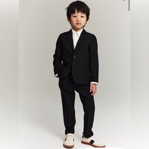 H&M Boy’s Black Suit Blazer and pants, 4-5Y